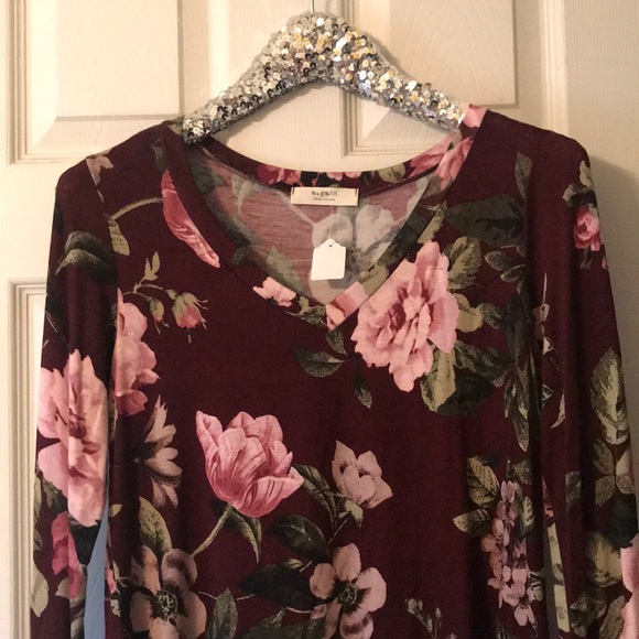 NWT Burgundy Wine Floral Top - Picture 2 of 3